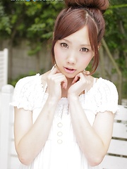 Very hot asian schoolgirl Asuka Yonezawa moves apart her sexy legs