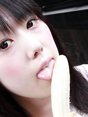 Machiko's tiny mouth could barely wrap around the hentai fruit and it didn't take long before she slowly pressed the banana against her perfect shaved pussy.