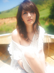 Neo Asian babe in short skirt loves playing in dangerous places
