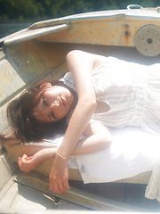 Neo Asian babe in short skirt loves playing in dangerous places