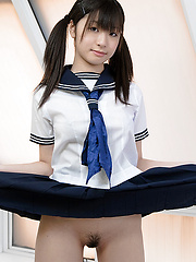 Sexy japanese girl Shizuku