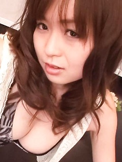 mature model Nozomi Hatsuki